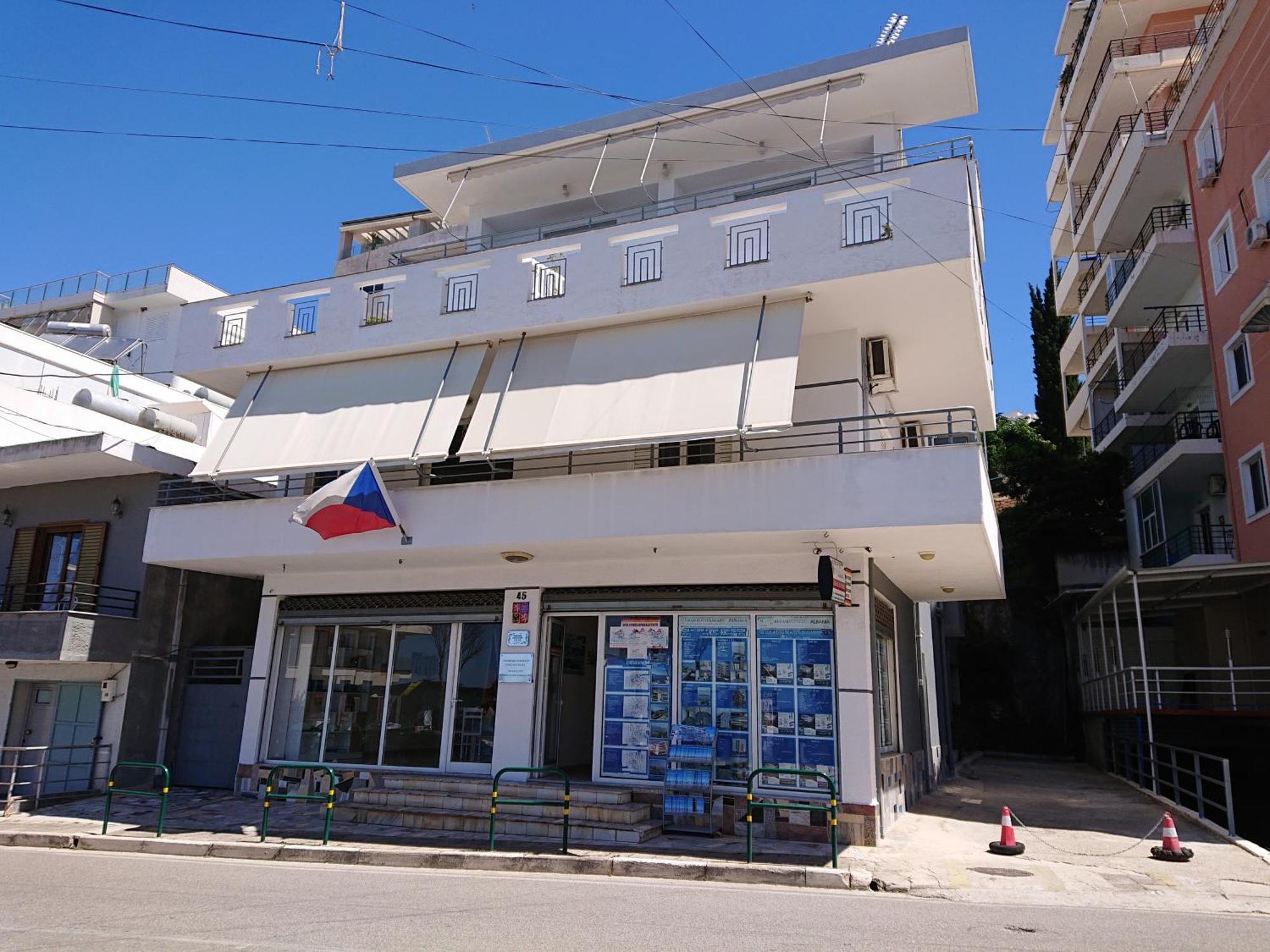 Kostian * Sarande